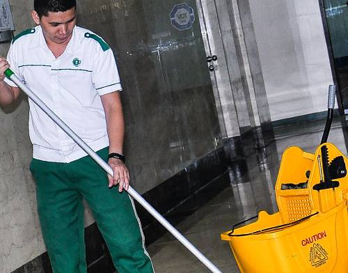 choosing a janitorial agency