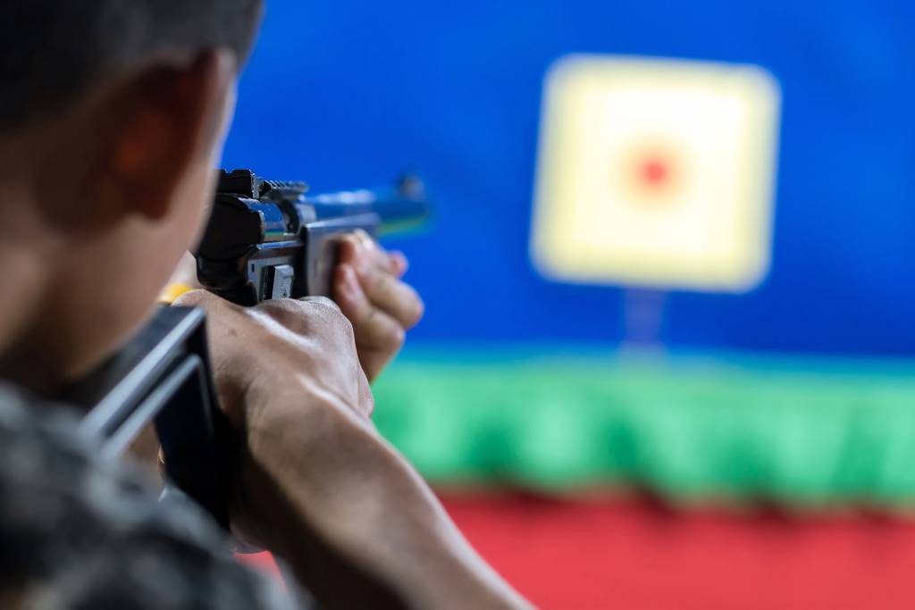 only armed security guards go trough firearm training