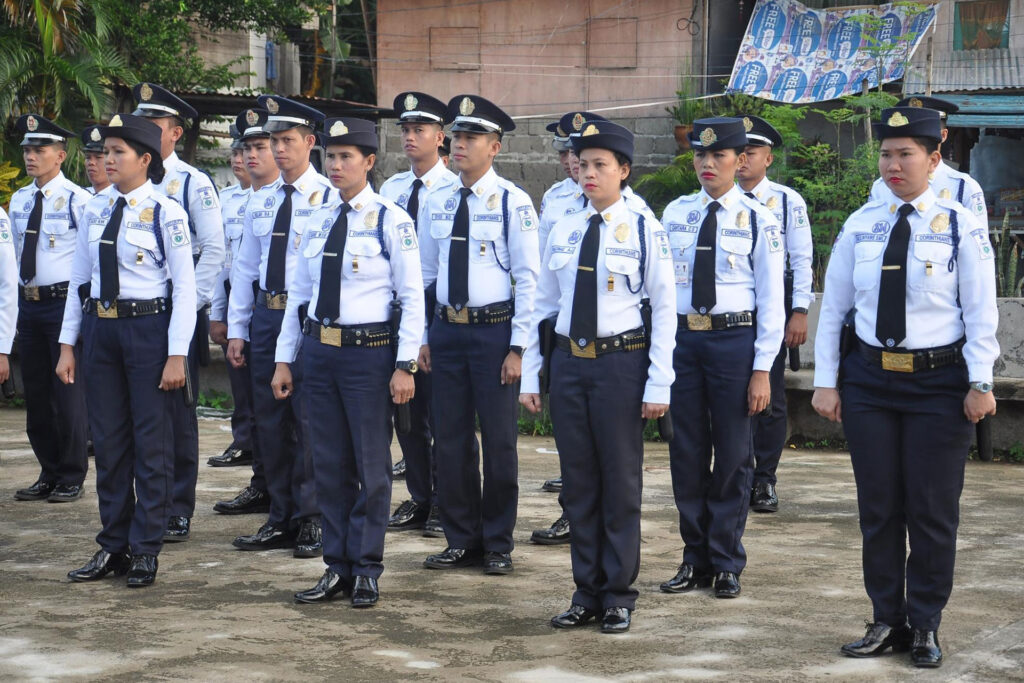 inhouse-vs-contract-security-guard